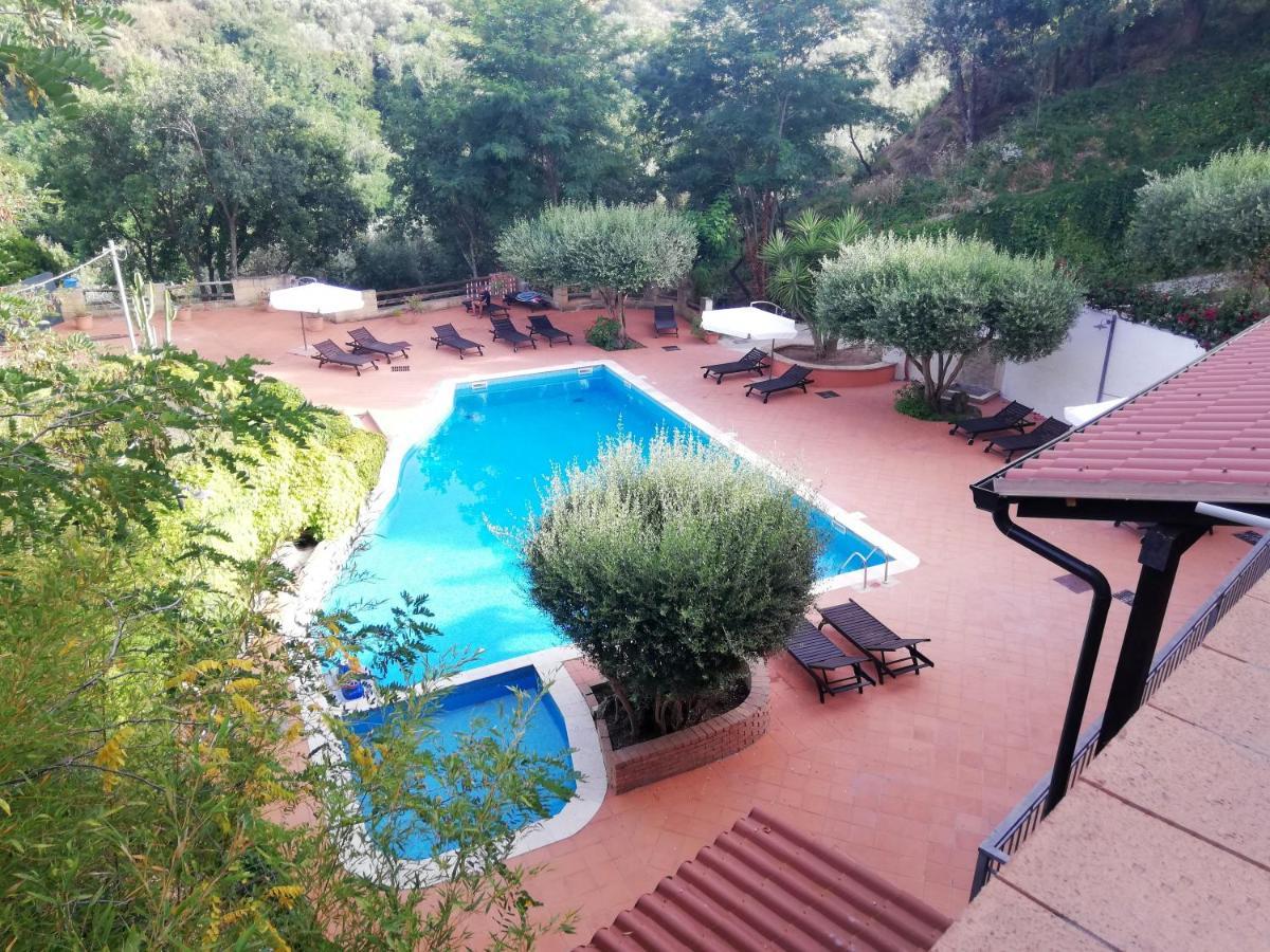 Residenza Mediterranea Цамброне Екстер'єр фото
