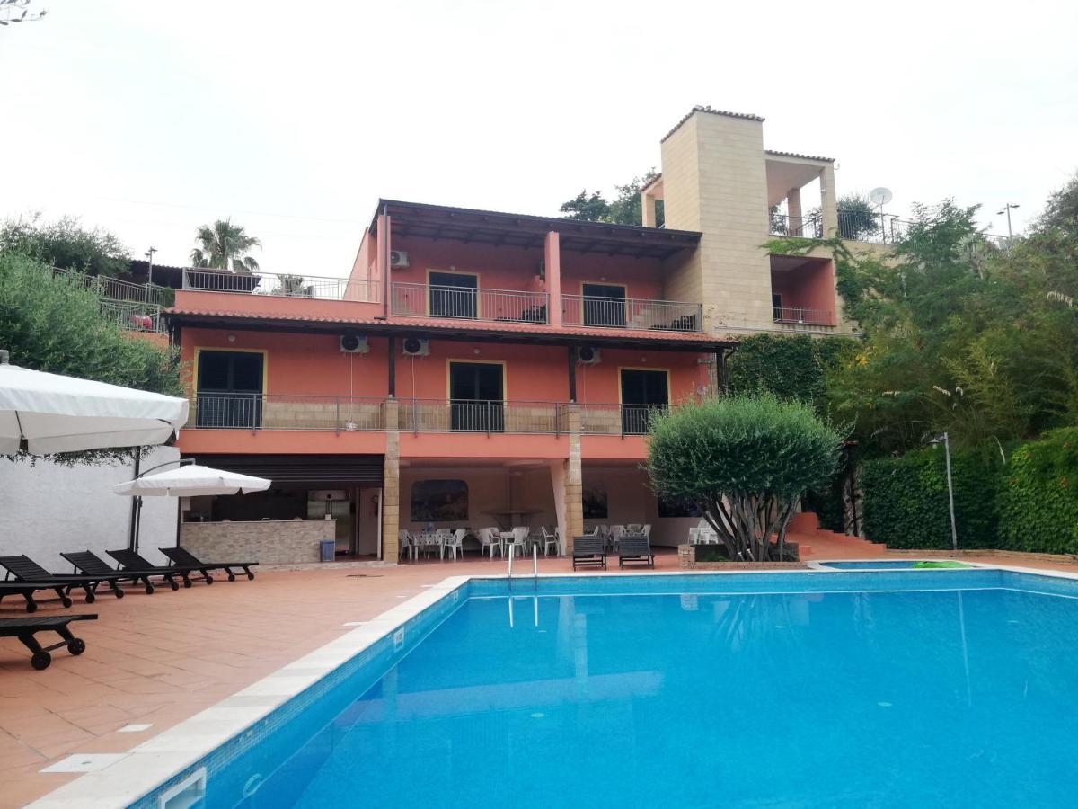 Residenza Mediterranea Цамброне Екстер'єр фото