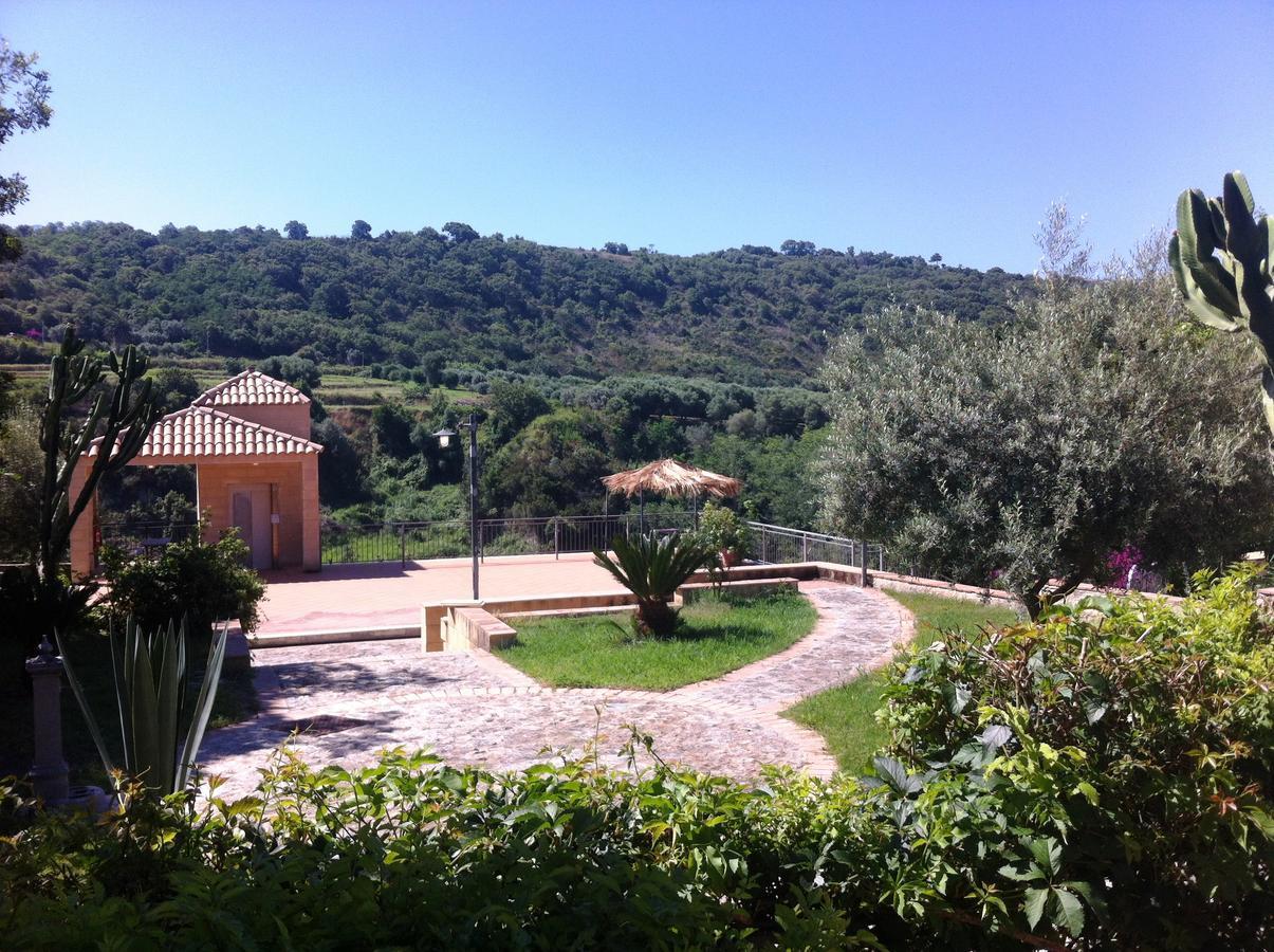 Residenza Mediterranea Цамброне Екстер'єр фото